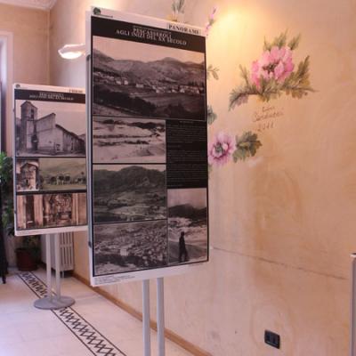 Allestimento Mostra Piedistallo Alluminio