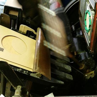 Cover Vinile In Carta Kraft Fustella