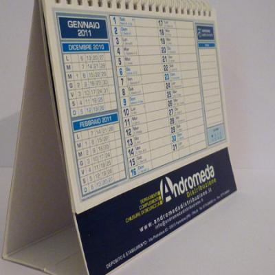 Immagine Coordinata Andromeda Distribuzione Calendario Da Tavolo Particolare